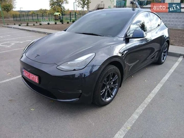 Авто Tesla Model Y 2024 № 8074248