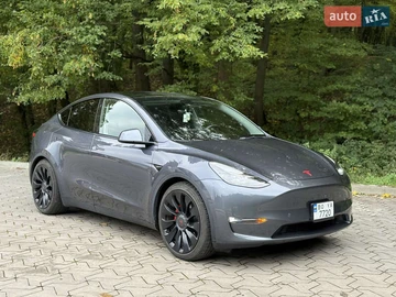 Авто Tesla Model Y 2023 № 8074274