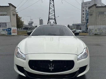 Авто Maserati Quattroporte 2013 № 8074286
