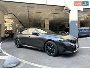 Авто BMW 5 Series 2024 № 8074306