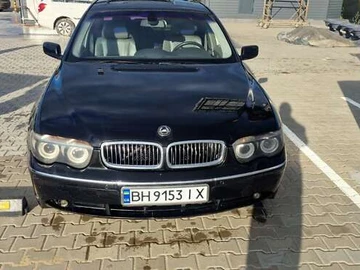 Авто BMW 7 Series 2003 № 8074543