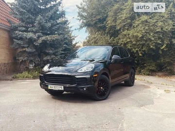 Авто Porsche Cayenne 2015 № 8075047