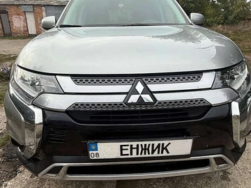 Авто Mitsubishi Outlander 2018 № 8075487