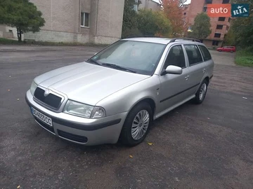 Авто Skoda Octavia 2000 № 8075601