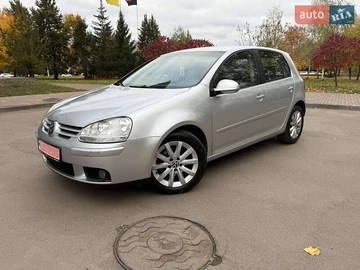 Авто Volkswagen Golf 2005 № 8075619