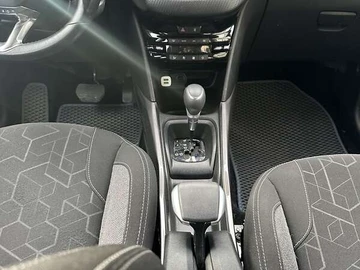 Авто Peugeot 2008 2017 № 8075656