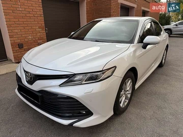 Авто Toyota Camry 2018 № 8075688
