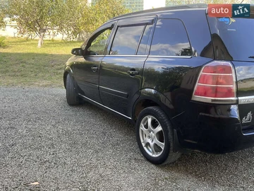 Авто Opel Zafira 2005 № 8075928