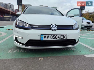 Авто Volkswagen E-Golf 2014 № 8076222