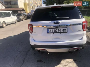 Авто Ford Explorer 2017 № 8076298