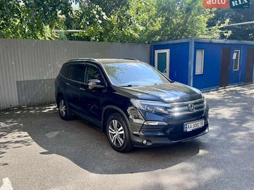 Авто Honda Pilot 2017 № 8076439