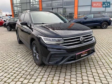 Авто Volkswagen Tiguan 2021 № 8076451