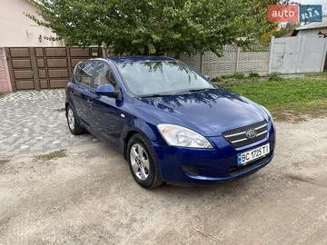 Авто KIA Ceed 2009 № 8076519