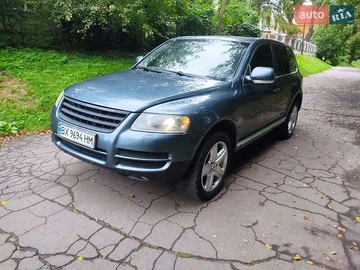 Авто Volkswagen Touareg 2005 № 8076596