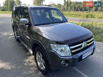 Авто Mitsubishi Pajero Wagon 2011 № 8077059