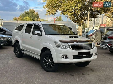 Авто Toyota Hilux 2013 № 8077091
