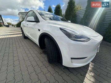 Авто Tesla Model Y 2022 № 8077196