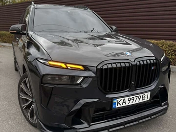 Авто BMW X7 2022 № 8077236