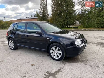 Авто Volkswagen Golf 2002 № 8077399