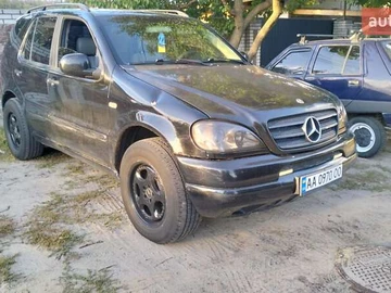 Авто Mercedes M-Class 2000 № 8077402