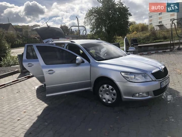 Авто Skoda Octavia 2011 № 8077465