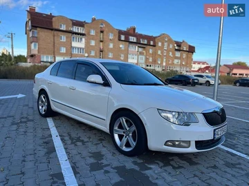 Авто Skoda Superb 2010 № 8077601