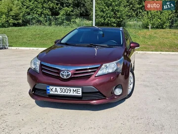 Авто Toyota Avensis 2013 № 8077744