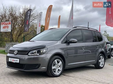Авто Volkswagen Touran 2011 № 8077767