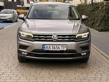 Авто Volkswagen Tiguan 2017 № 8078117