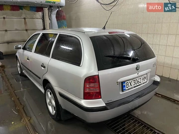 Авто Skoda Octavia 2000 № 8078271