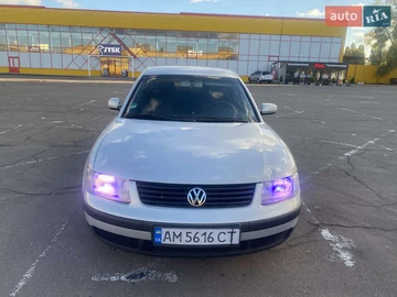 Авто Volkswagen Passat 1999 № 8078281