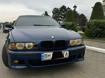 Авто BMW 5 Series 2002 № 8078443