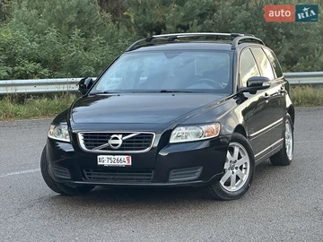 Авто Volvo V50 2010 № 8078613