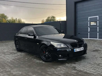 Авто BMW 5 Series 2003 № 8078724