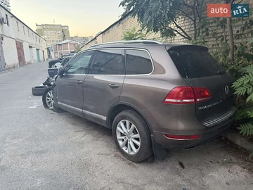 Авто Volkswagen Touareg 2013 № 8078899