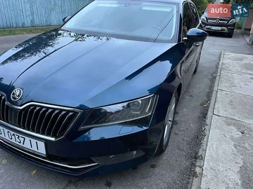 Авто Skoda Superb 2016 № 8079103