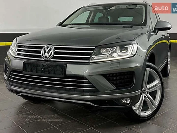 Авто Volkswagen Touareg 2017 № 8079338