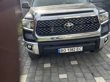 Авто Toyota Tundra 2018 № 8079361