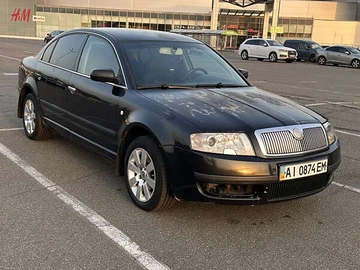 Авто Skoda Superb 2002 № 8079539