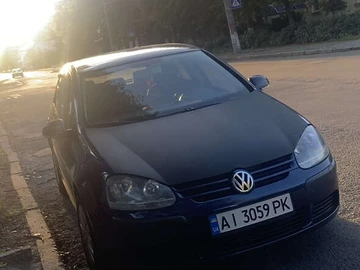 Авто Volkswagen Golf 2004 № 8079607