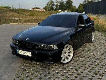Авто BMW 5 Series 2002 № 8080209