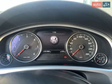 Авто Volkswagen Touareg 2011 № 8080210