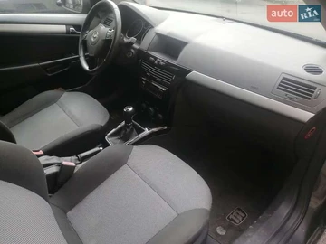 Авто Opel Astra 2010 № 8080307