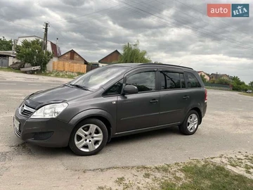 Авто Opel Zafira 2010 № 8080493
