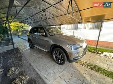 Авто BMW X5 2010 № 8080702