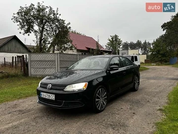 Авто Volkswagen Jetta 2014 № 8080703