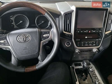 Авто Toyota Land Cruiser 2017 № 8081091