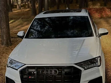 Авто Audi Q7 2021 № 8081092