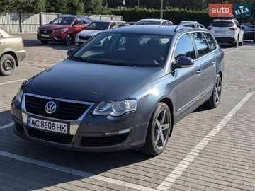 Авто Volkswagen Passat 2010 № 8081312