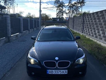 Авто BMW 5 Series 2004 № 8081341